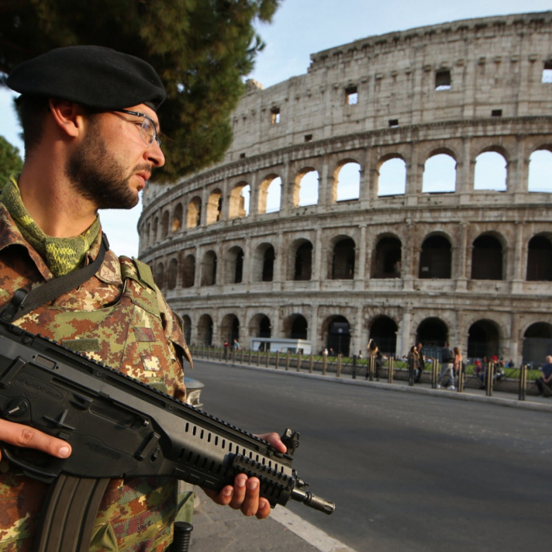 Trattati, i leader dei 27 sfilano in Campidoglio