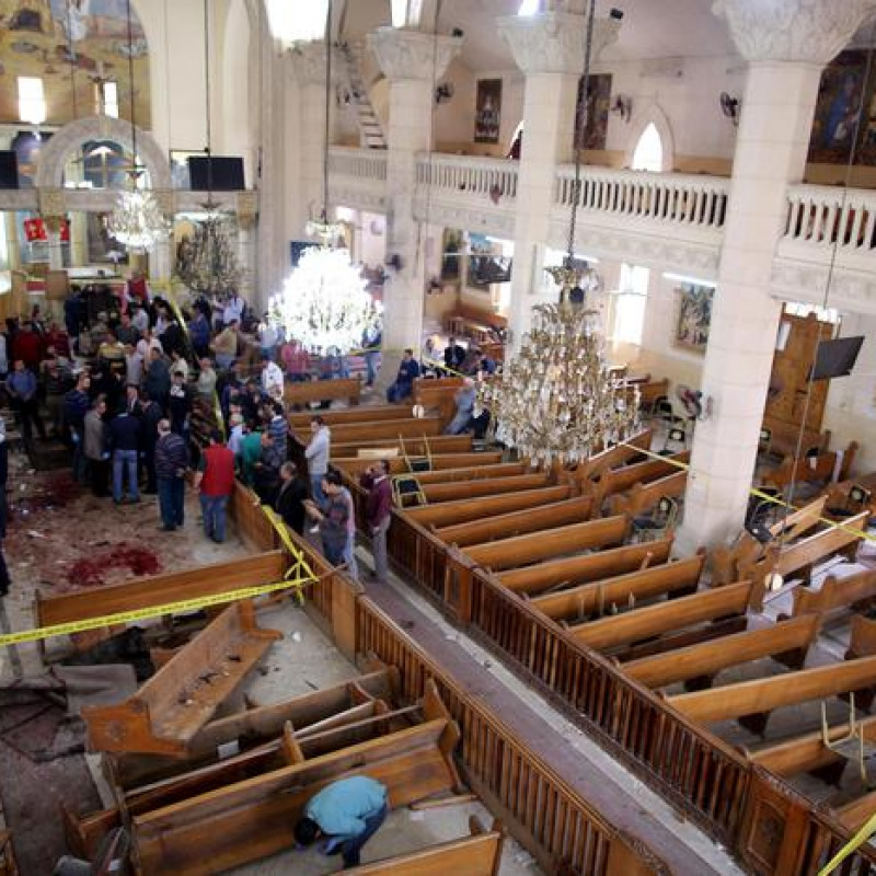 Kamikaze dell'Isis in azione, strage di cristiani in Egitto