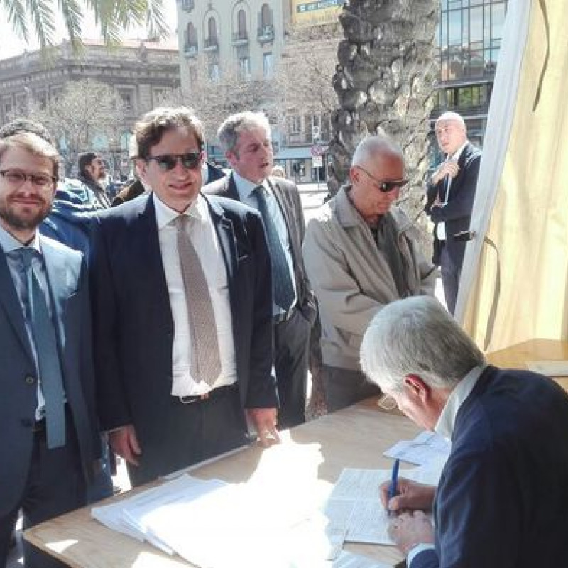 Primarie Pd: alle 13 in Sicilia 42 mila votanti