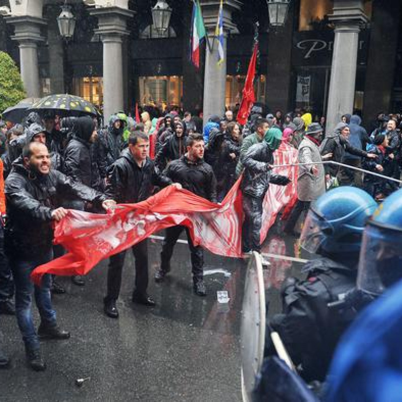 Primo maggio, scontri a Torino