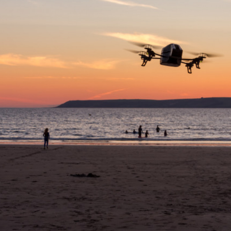 Messina, un drone per monitorare le spiagge