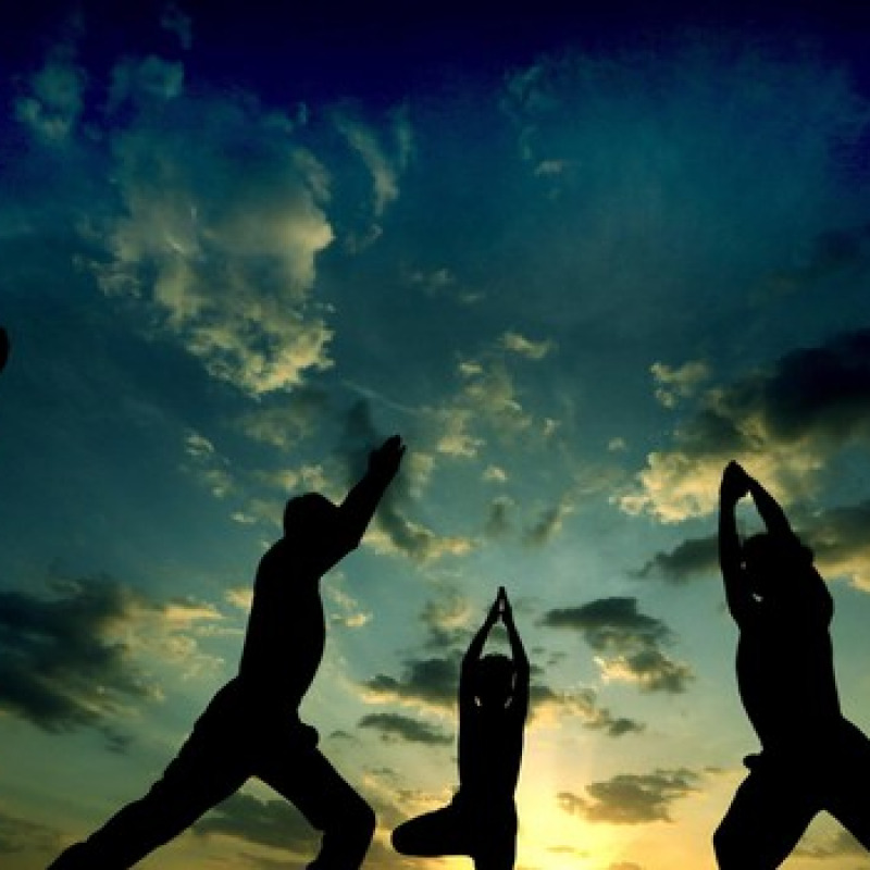 Yoga Day, 108 saluti al sole in tutto il mondo
