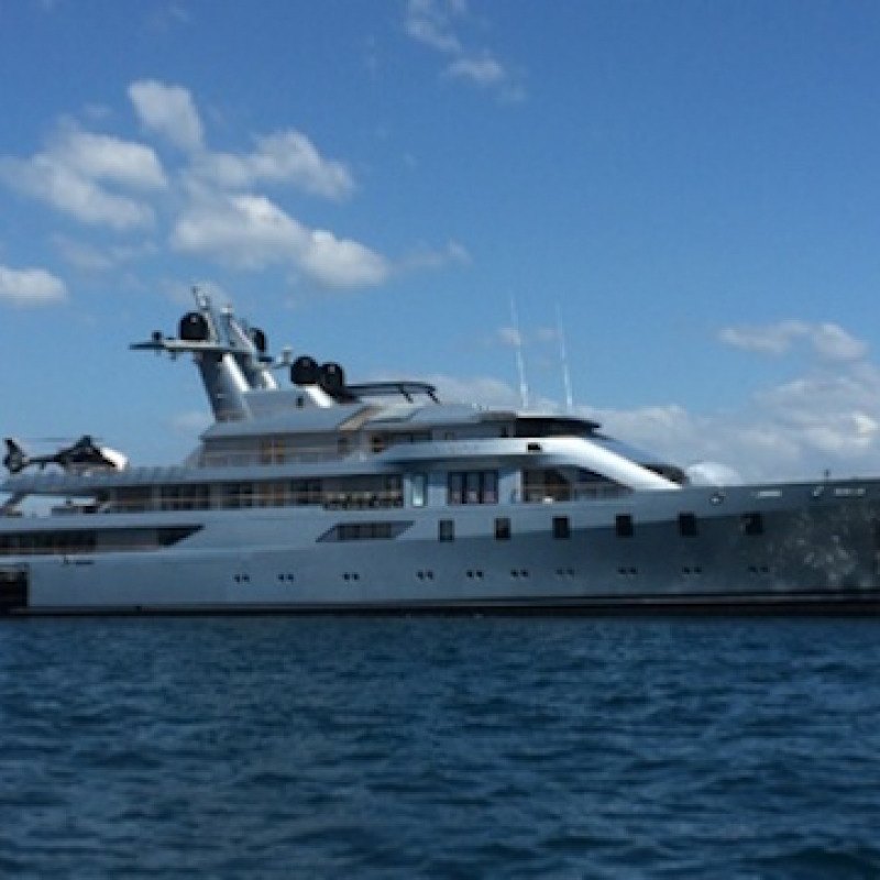 Alle Eolie il mega yacht del magnate russo Mikhelson