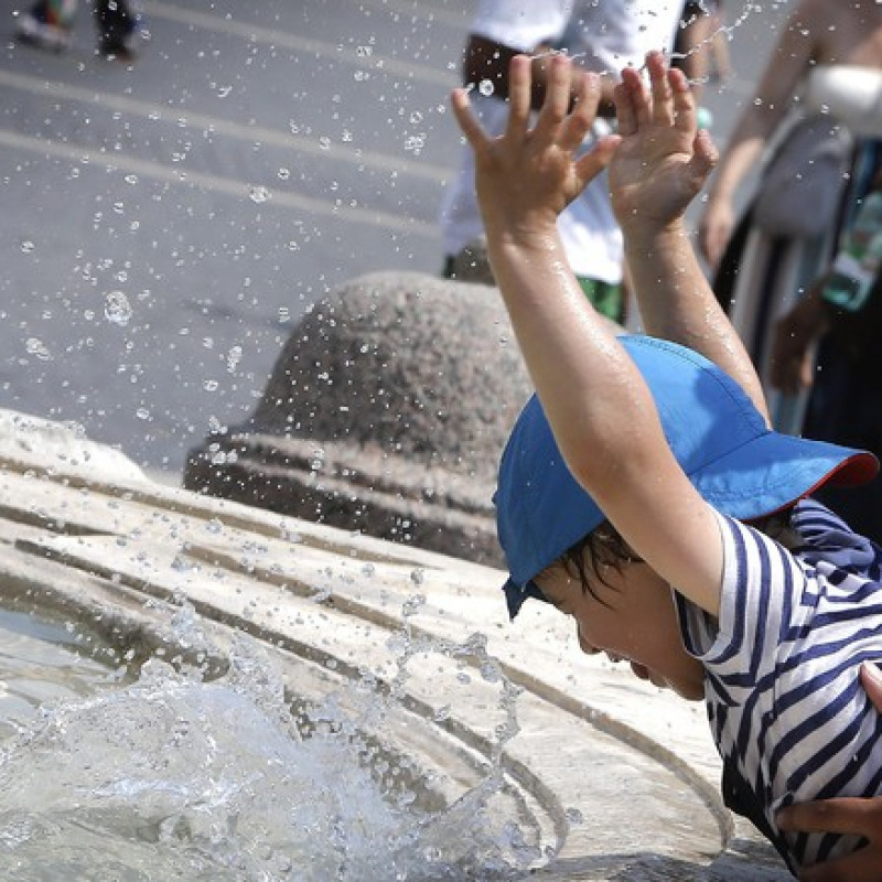 Roma rischia acqua "a ore"Vaticano chiude le fontane