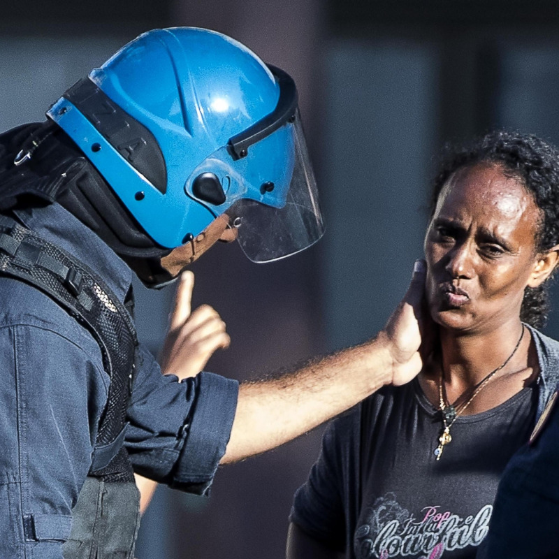 Il capo della Polizia: "Gli scontri si potevano evitare"