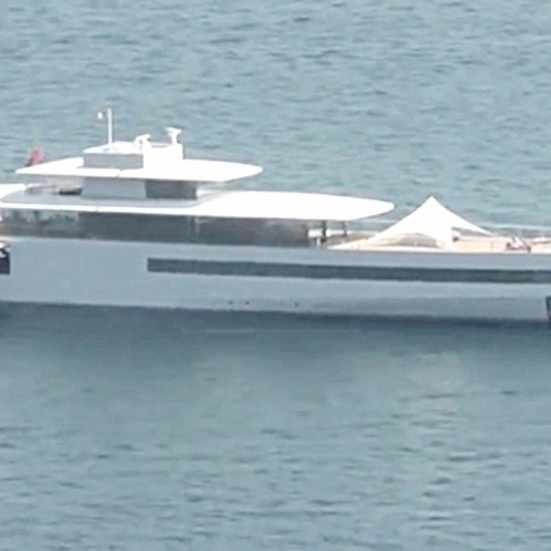 A Lipari lo yacht di Steve Jobs