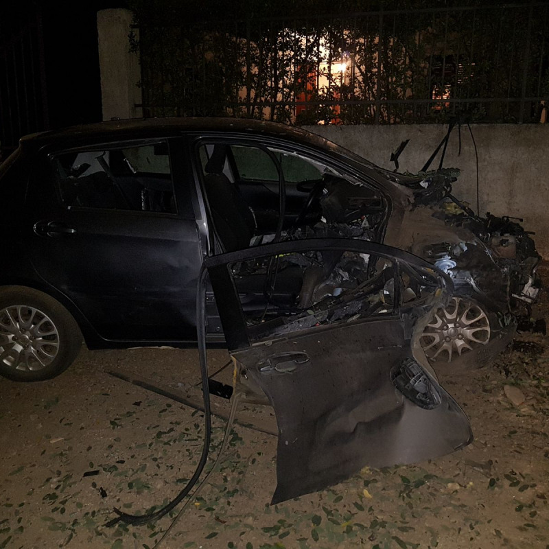 Bomba contro l'auto della moglie del sindaco di Taurianova