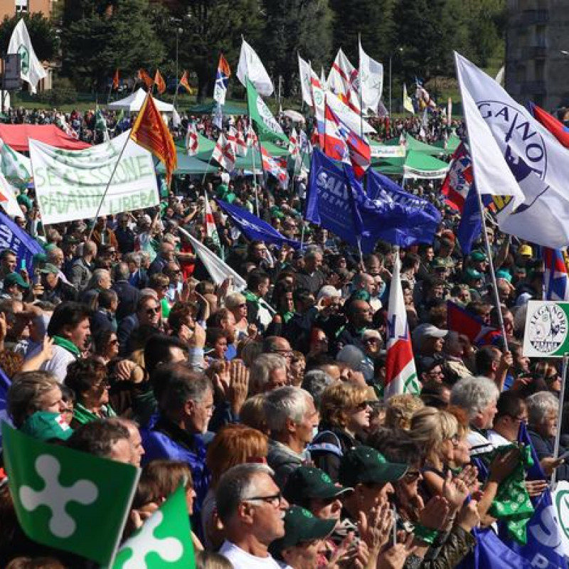 Salvini, da Pontida parte la lunga marcia per il Governo