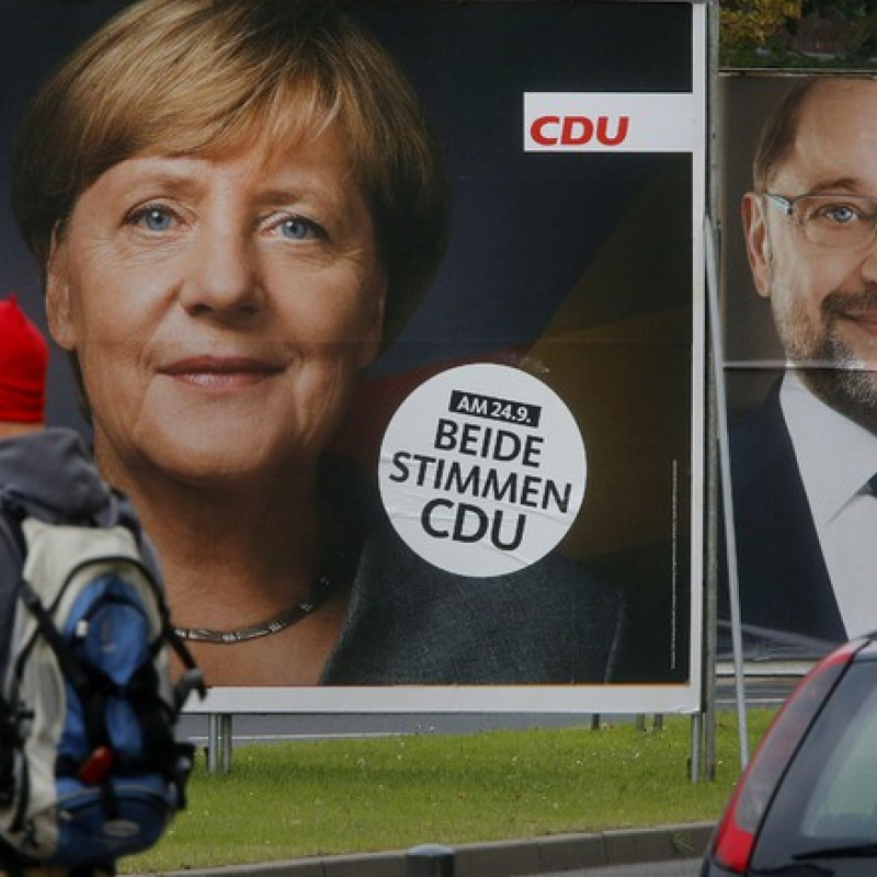 Germania al voto, si riduce distanza Merkel-Schulz