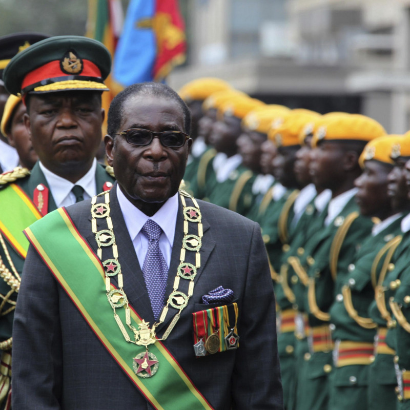 Zimbabwe, Mugabe si è dimesso