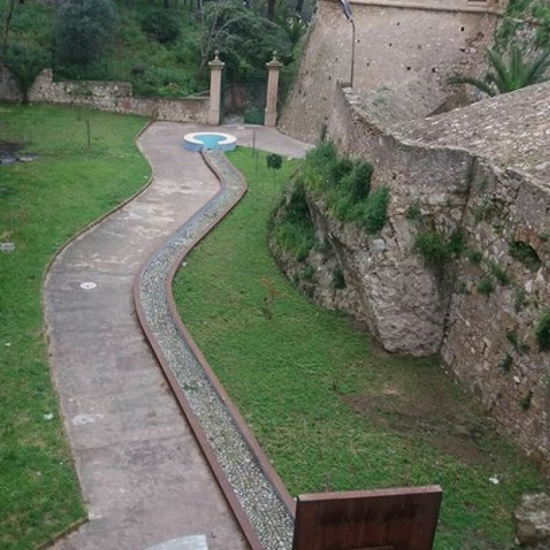 Castello Crotone, riqualificato il verde