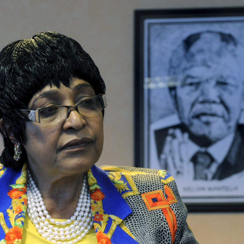 Morta Winnie, ex moglie di Nelson Mandela