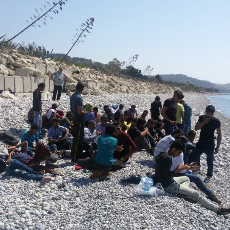 61 migranti sbarcati a Palizzi
