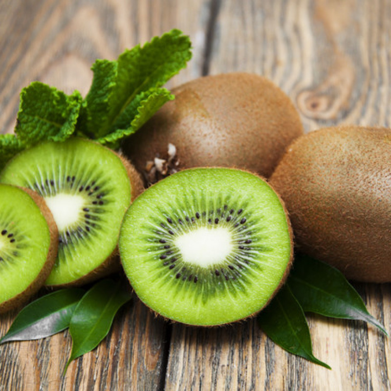 Due kiwi al giorno prevengono la parodontite