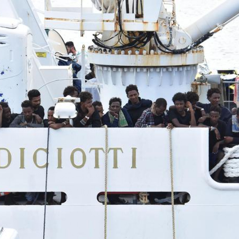 Migranti: ricorso urgente Ong a Tar Catania