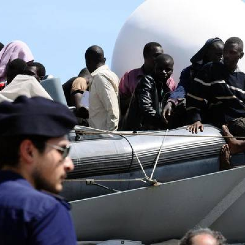 Migranti nel Mediterraneo (foto d'archivio)