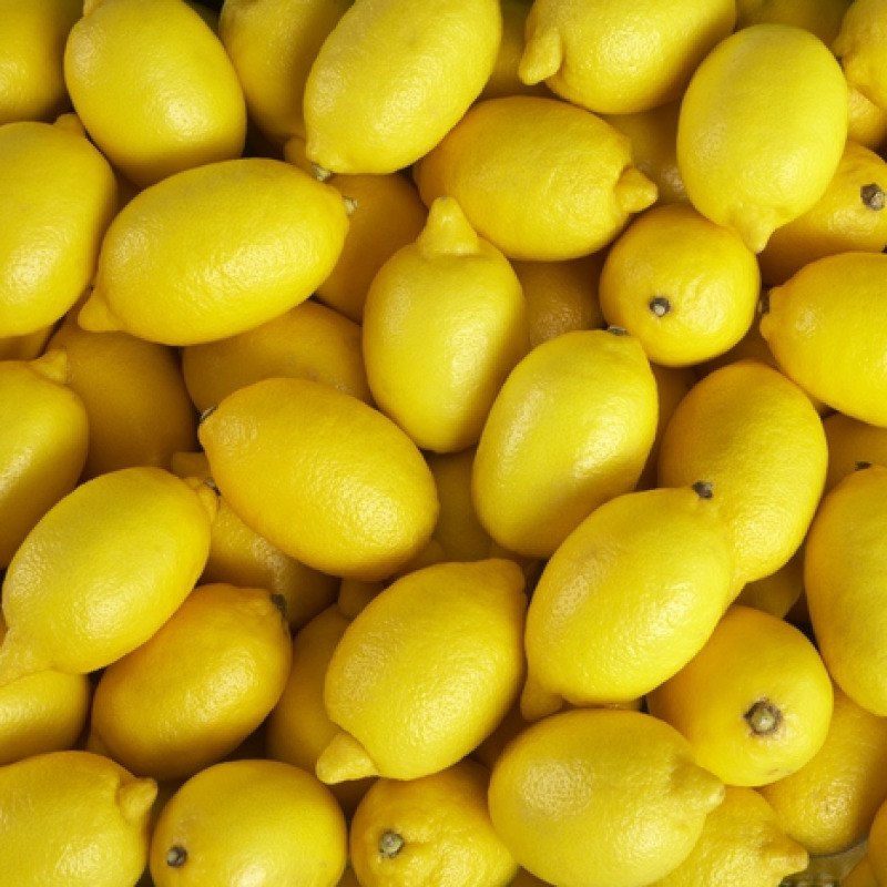 Da domani fino a domenica 22 aprile, retine di 'Limoni per la ricerca' saranno distribuite in più di 2.500 supermercati