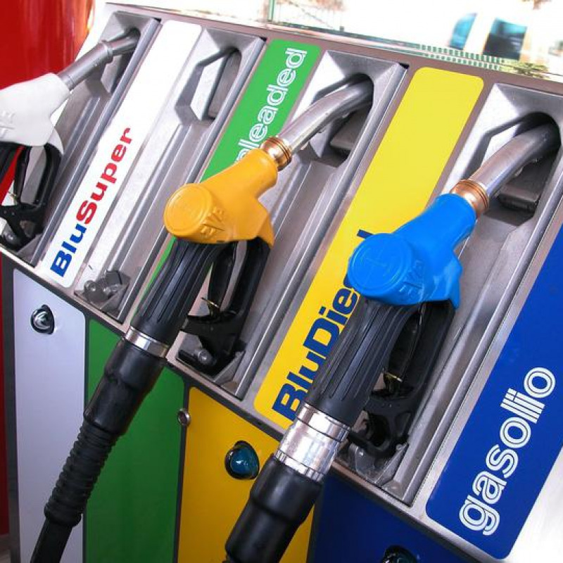 Benzina: Mef, stop sciopero dei benzinai domani