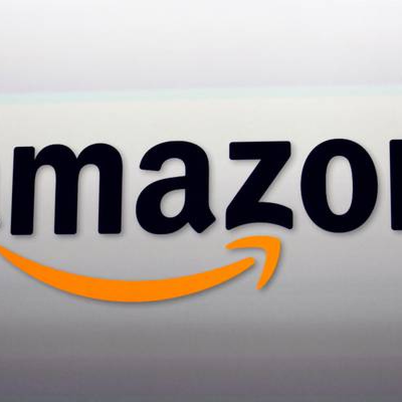 Da Amazon a Booking, Ue chiede trasparenza risultati ricerche