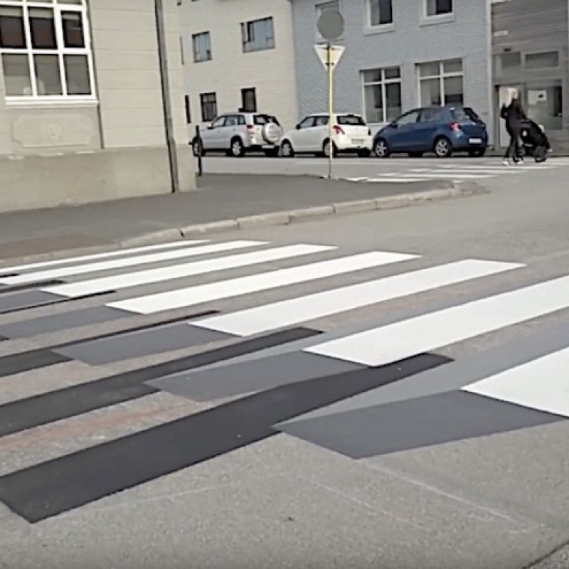 Il video delle strisce pedonali 3D in Islanda
