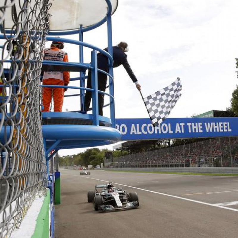 Gp Monza, Hamilton trionfa davanti a Raikkonen