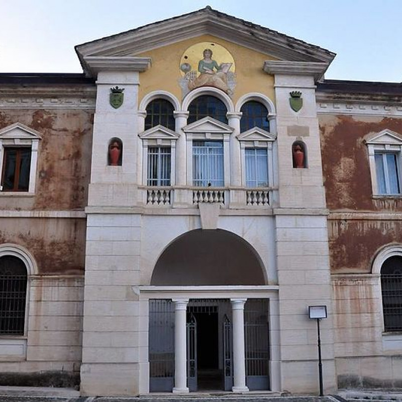 La biblioteca civica di Cosenza