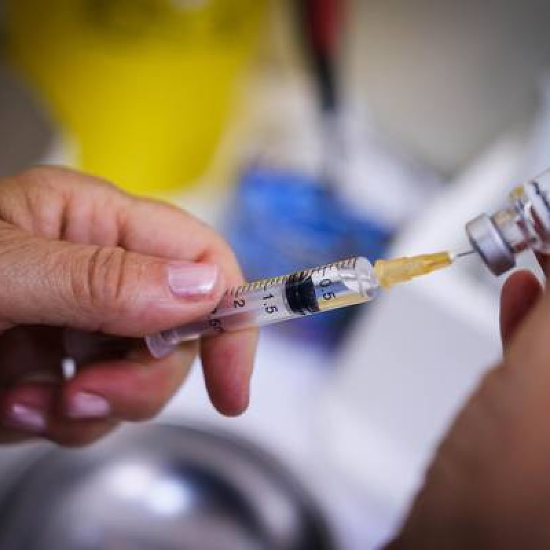 Vaccini: studio Ue, in Italia aumenta la fiducia