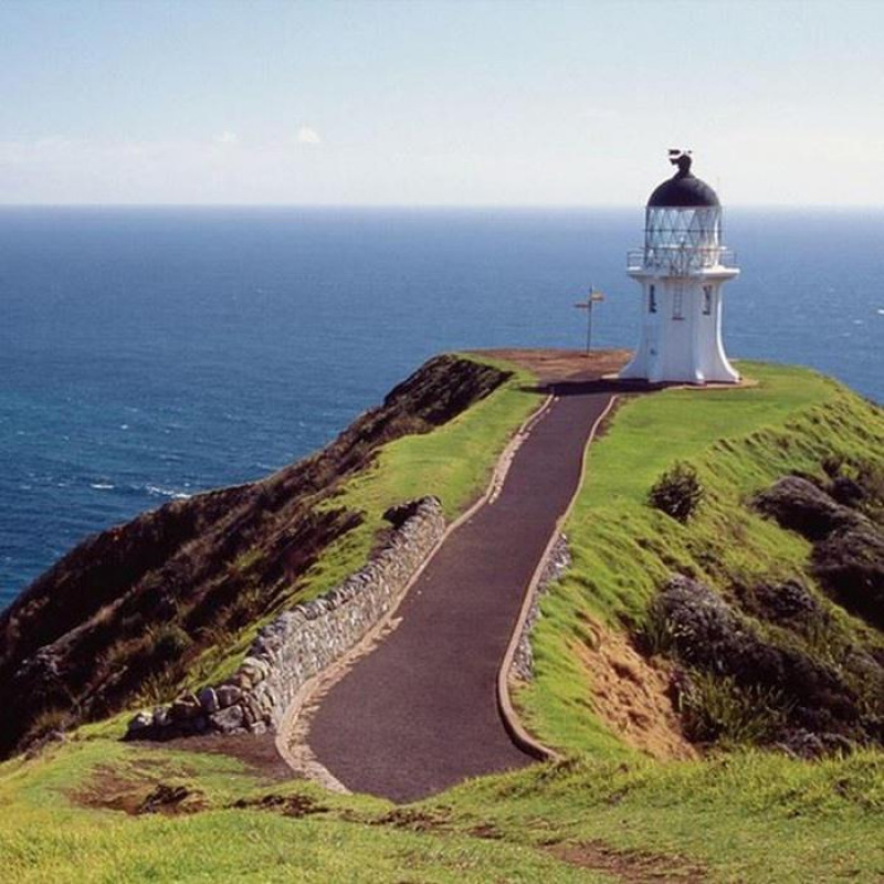 Il faro di Capo Reinga, la punta più a nord-ovest della penisola di Aupouri, in Nuova Zelanda