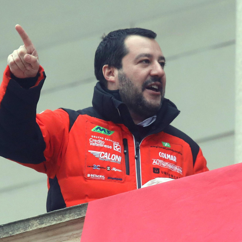 Il ministro dell'Interno Matteo Salvini alla festa della curva Sud del Milan