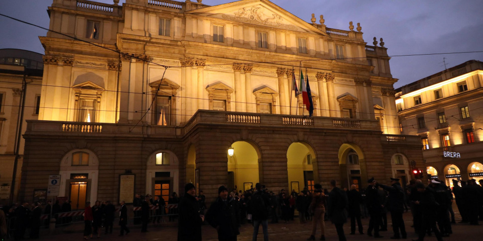 Scala, alla Prima Liliana Segre nel palco reale. "La forza del destino" di Verdi in una Milano blindata