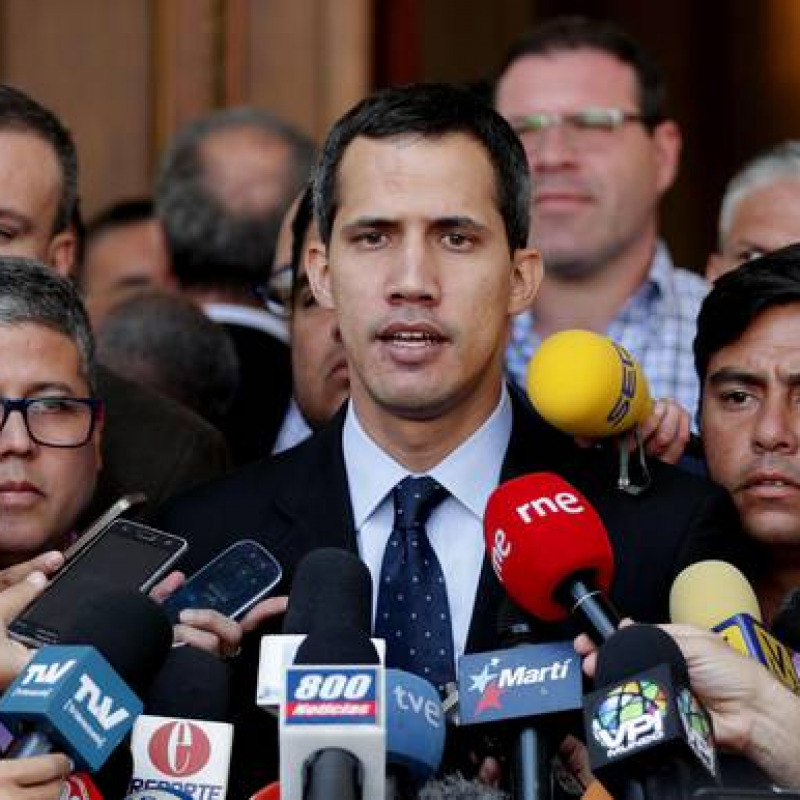 L'autoproclamato presidente ad interim del Venezuela Juan Guaidò