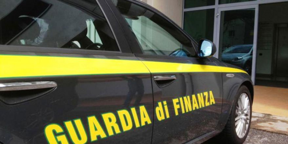 Catania, 10 chili di droga sequestrati e quattro arresti