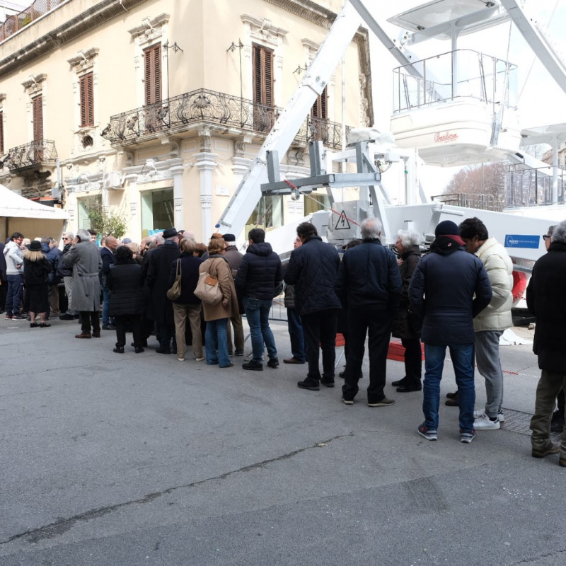 Folla ai seggi per le primarie a Messina