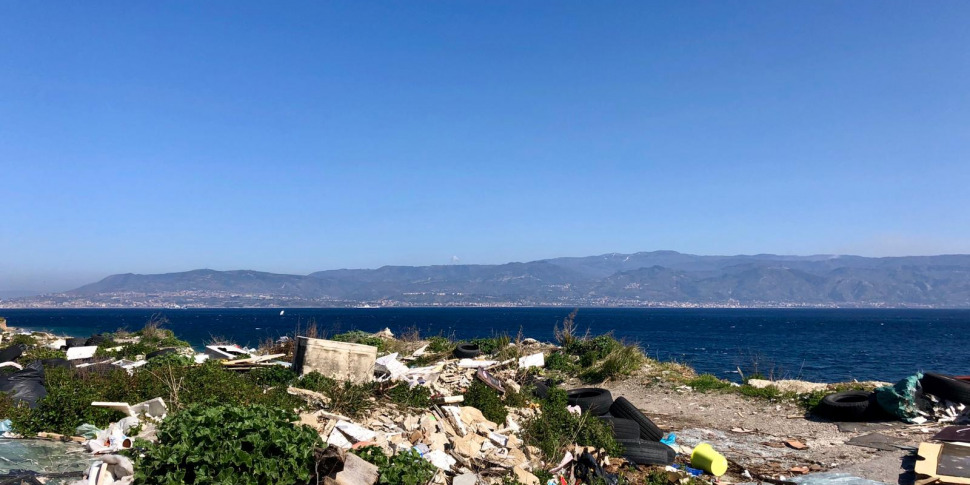 Pronte le attività di pulizia e bonifica del waterfront di Maregrosso a Messina