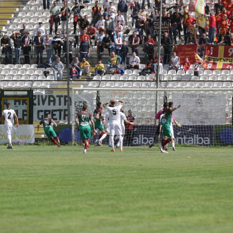 Lo 0-1 di Ficarrotta (foto Rocco Papandrea)