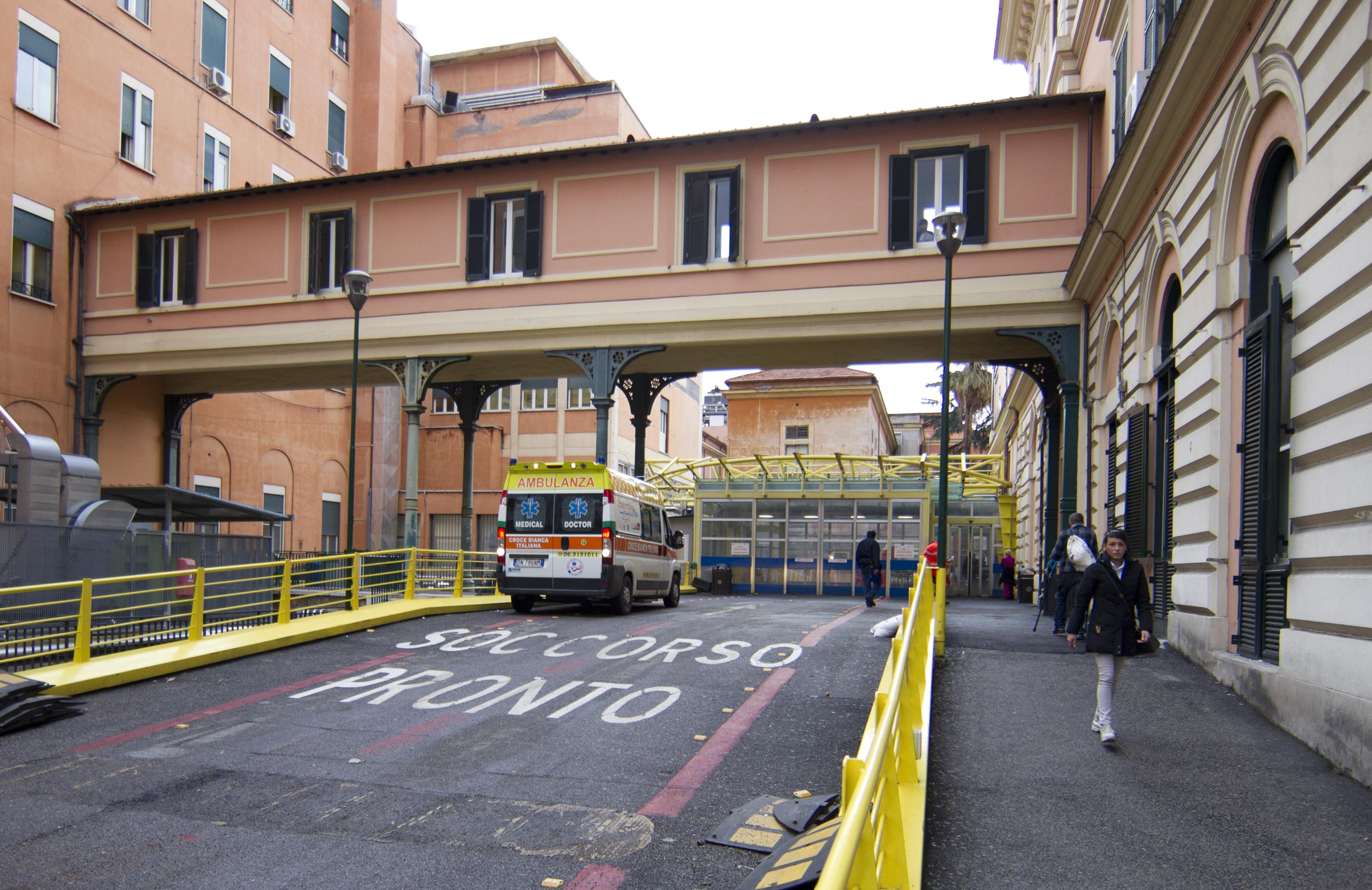 Scambio di biopsie a Roma, gli tolgono la mandibola per errore Scambio di biopsie a Roma, gli tolgono la mandibola per errore