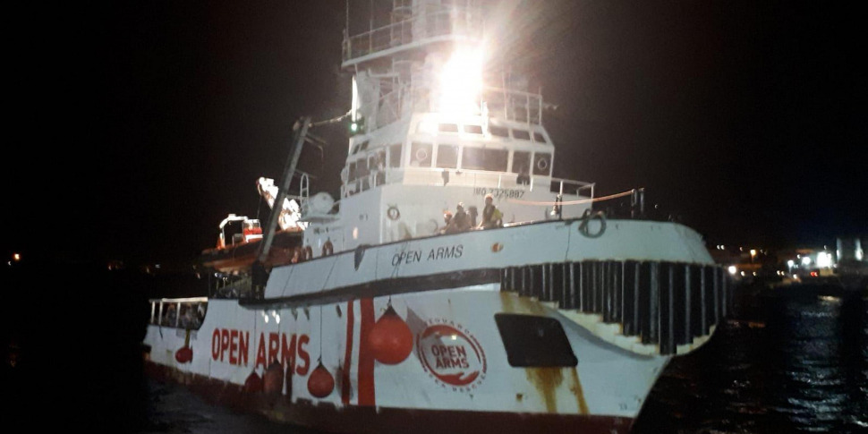 https://assets.gazzettadelsud.it/2019/08/MIGRANTI-OPEN-ARMS-1-970x485.jpg
