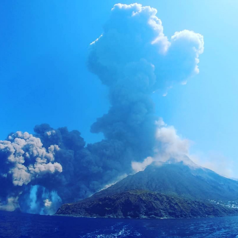 Una foto dell'eruzione di quest'estate