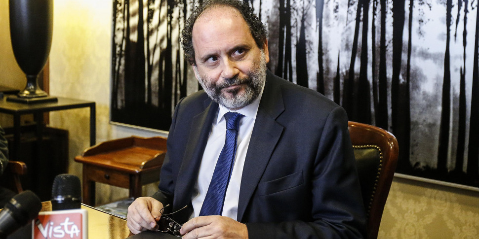 controcorrente l ex pm ingroia aderisce al movimento la vardera da Gazzettadelsud.it controcorrente l ex pm ingroia aderisce al movimento la vardera