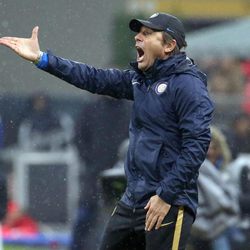 L'Inter in testa al campionato, Conte raggiante: "Primi in classifica, che orgoglio"