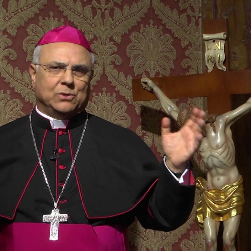 Monsignor Vincenzo Bertolone, arcivescovo della diocesi Catanzaro-Squillace