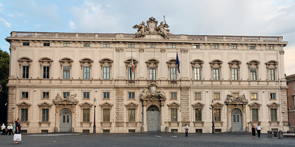 https://assets.gazzettadelsud.it/2020/01/palazzo-consulta-970x485.jpg