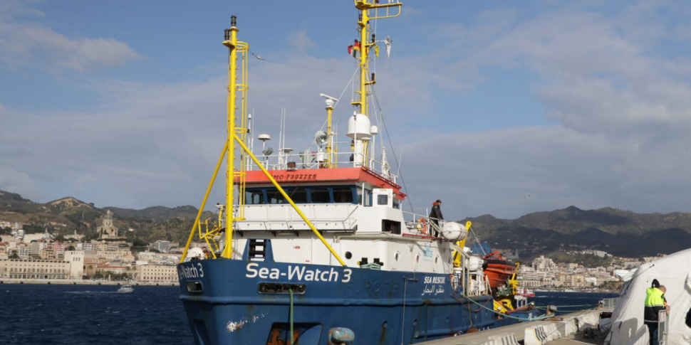 https://assets.gazzettadelsud.it/2020/02/sea-watch-messina3-970x485.jpg