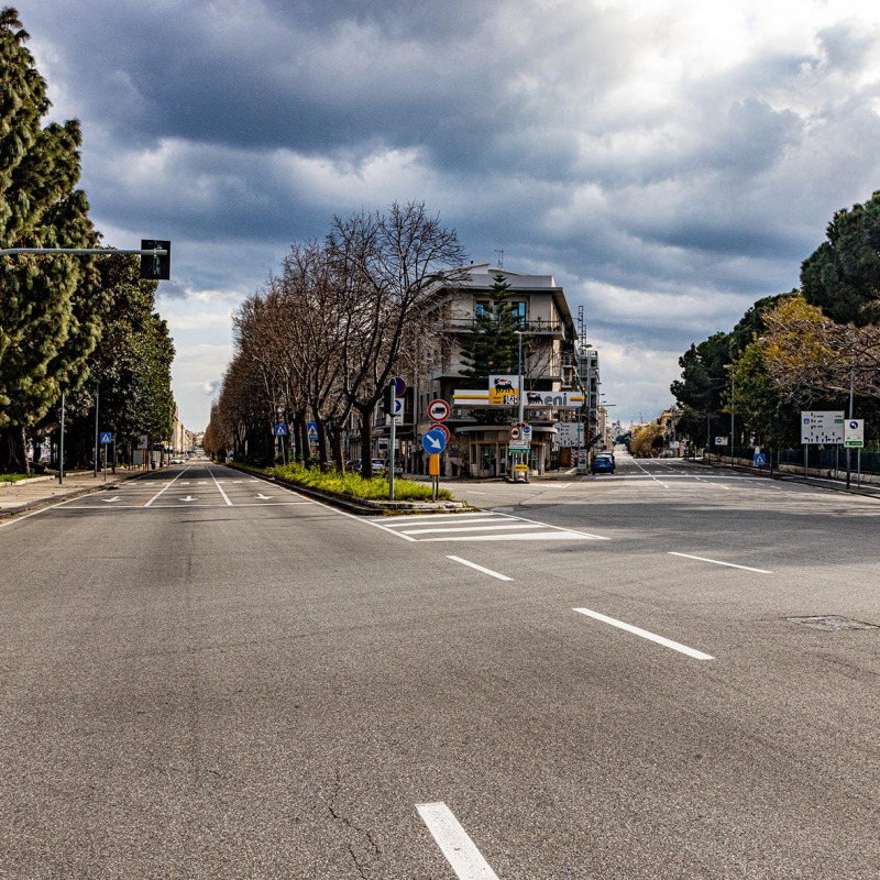Le strade deserte di Messina in questi giorni