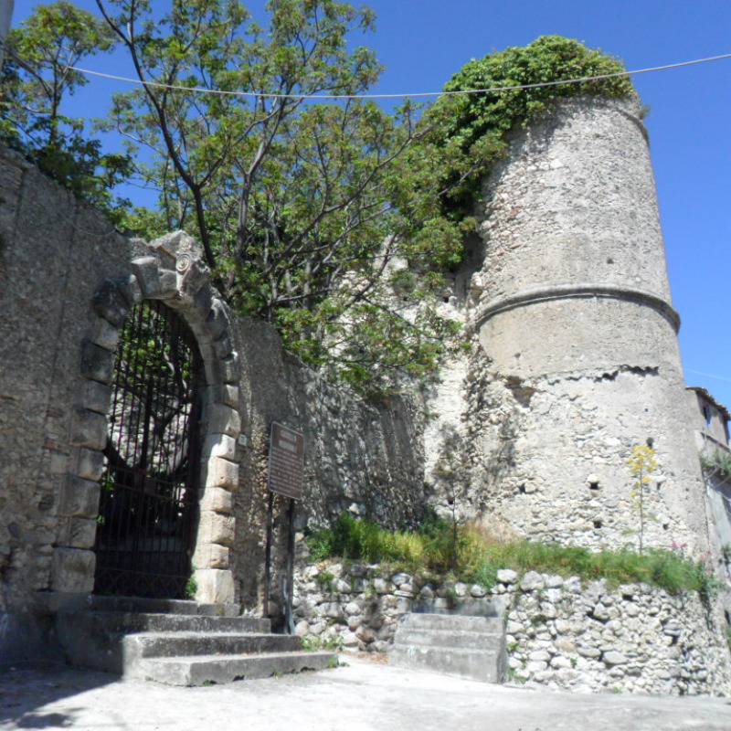 Castello Portale e Torre - Gioiosa Ionica