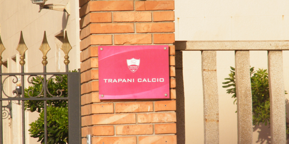 https://assets.gazzettadelsud.it/2020/07/Trapani-calcio--970x485.jpg