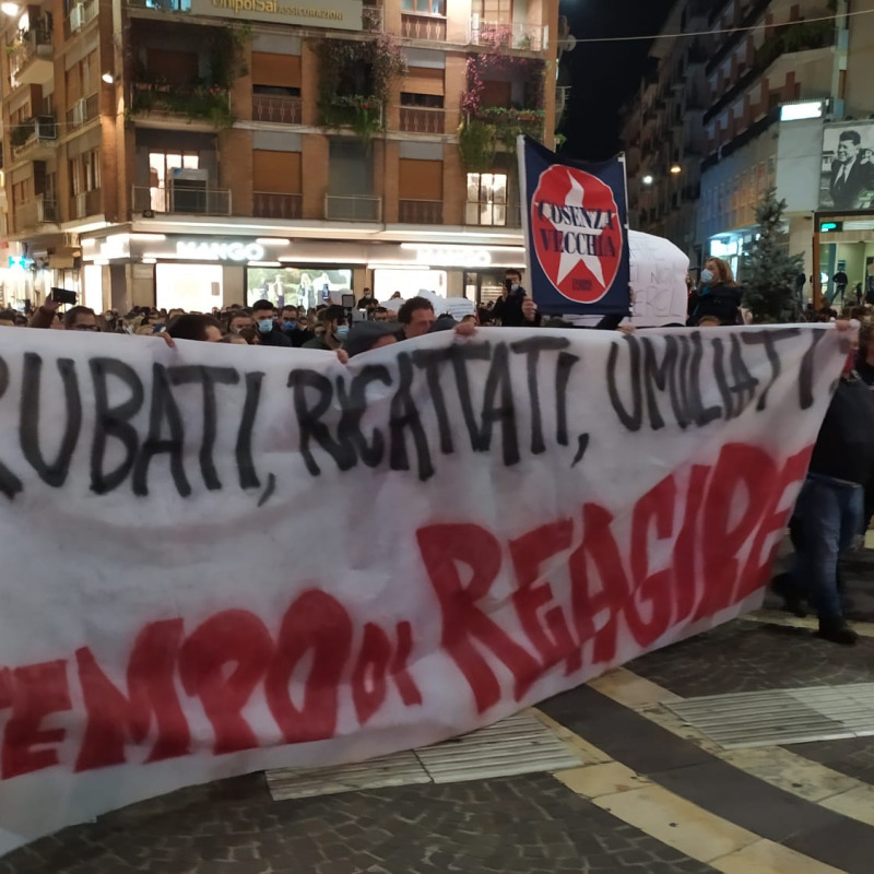 La protesta dei commercianti nei giorni scorsi a Cosenza