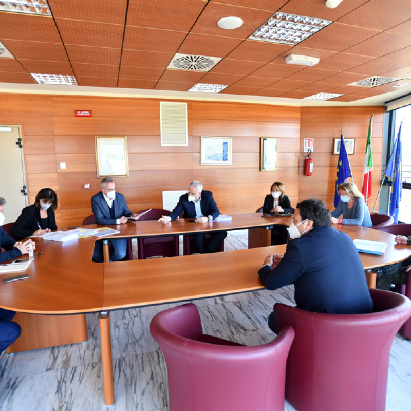 Una seduta della Giunta regionale della Calabria