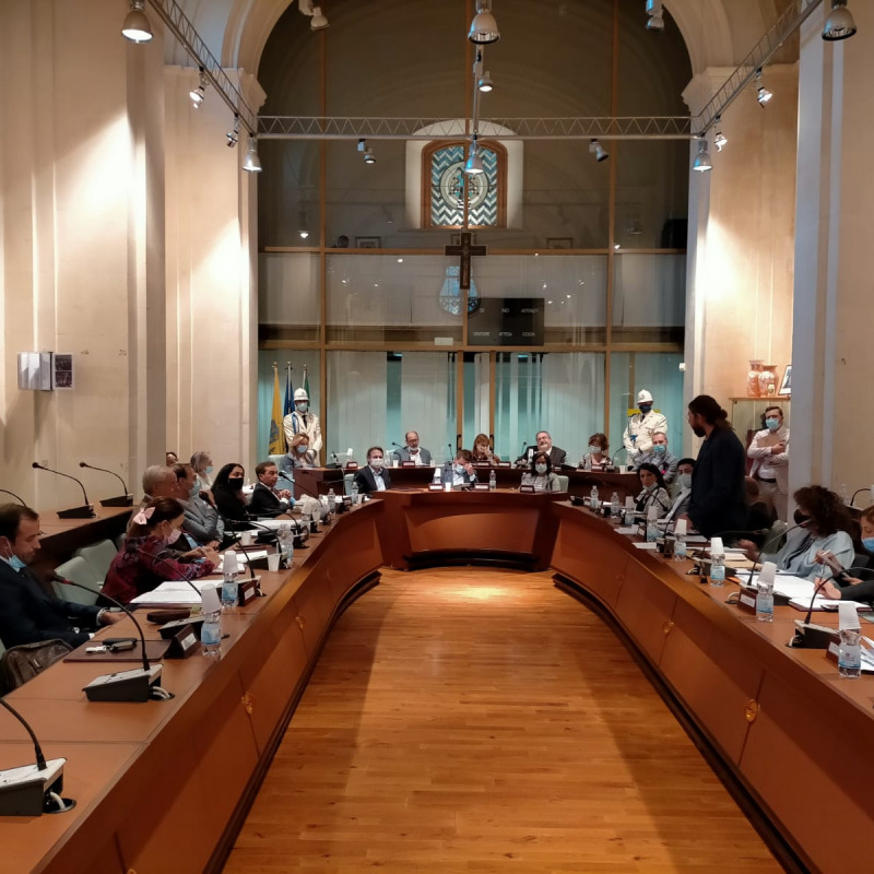 Una seduta del Consiglio comunale di Corigliano Rossano