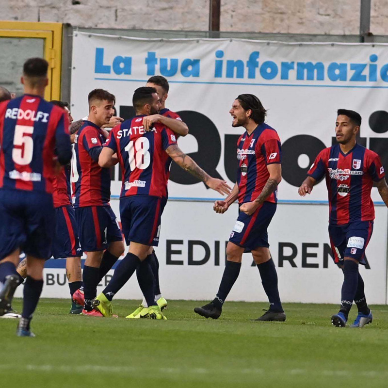 Esultanza Vibonese dopo il gol di Redolfi contro la Ternana (2-1)